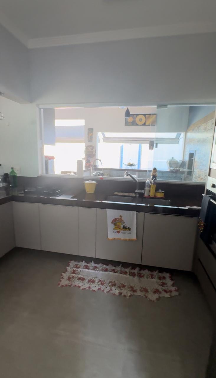 Casa à venda com 3 quartos, 300m² - Foto 37