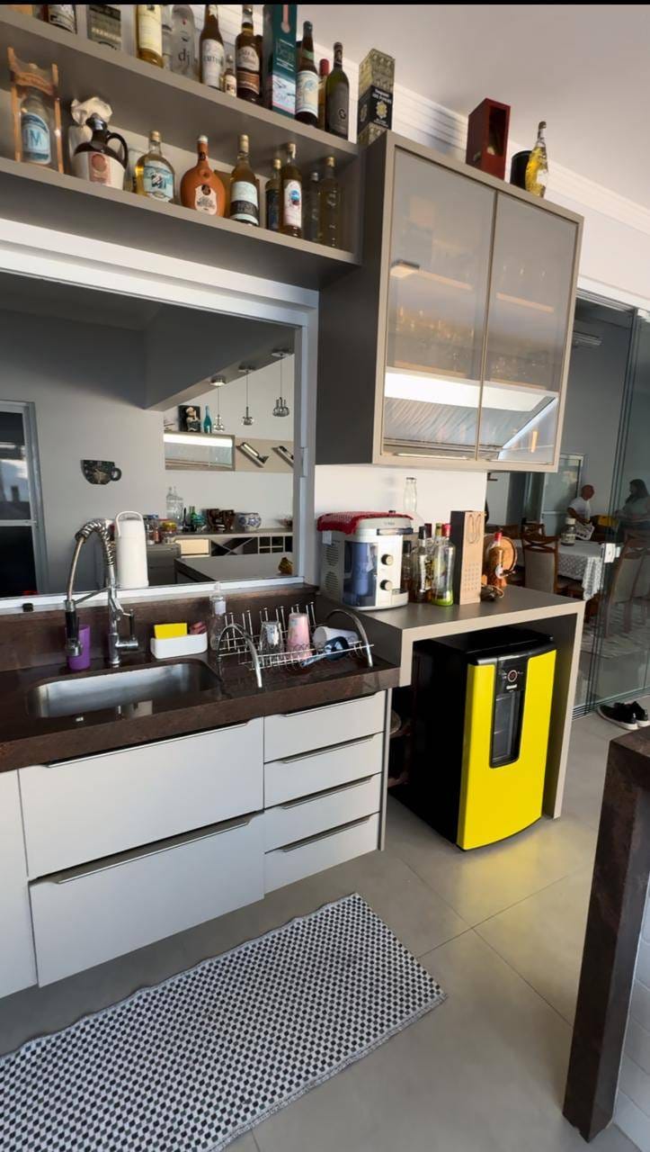 Casa à venda com 3 quartos, 300m² - Foto 44
