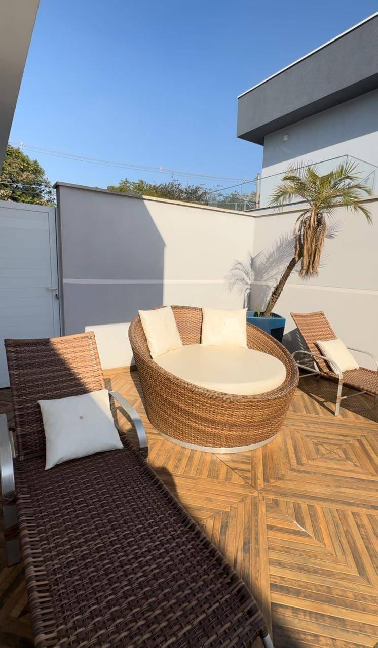Casa à venda com 3 quartos, 300m² - Foto 52
