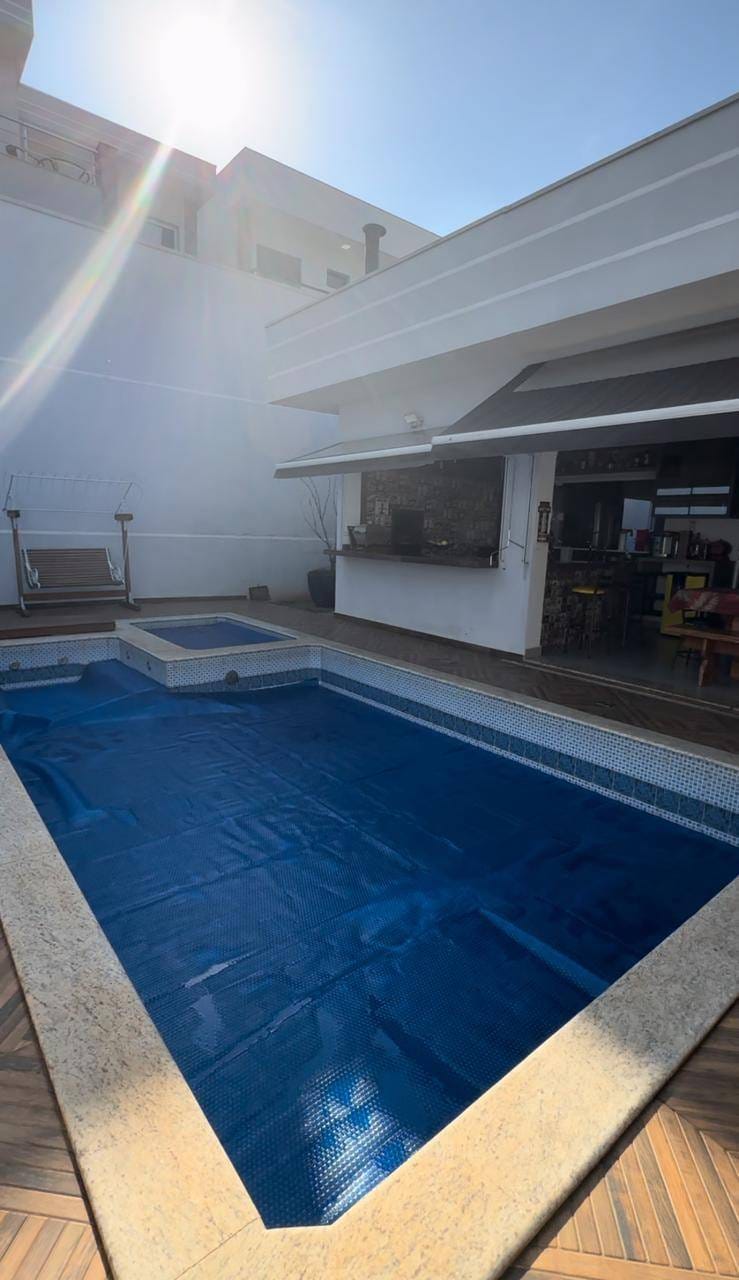 Casa à venda com 3 quartos, 300m² - Foto 49