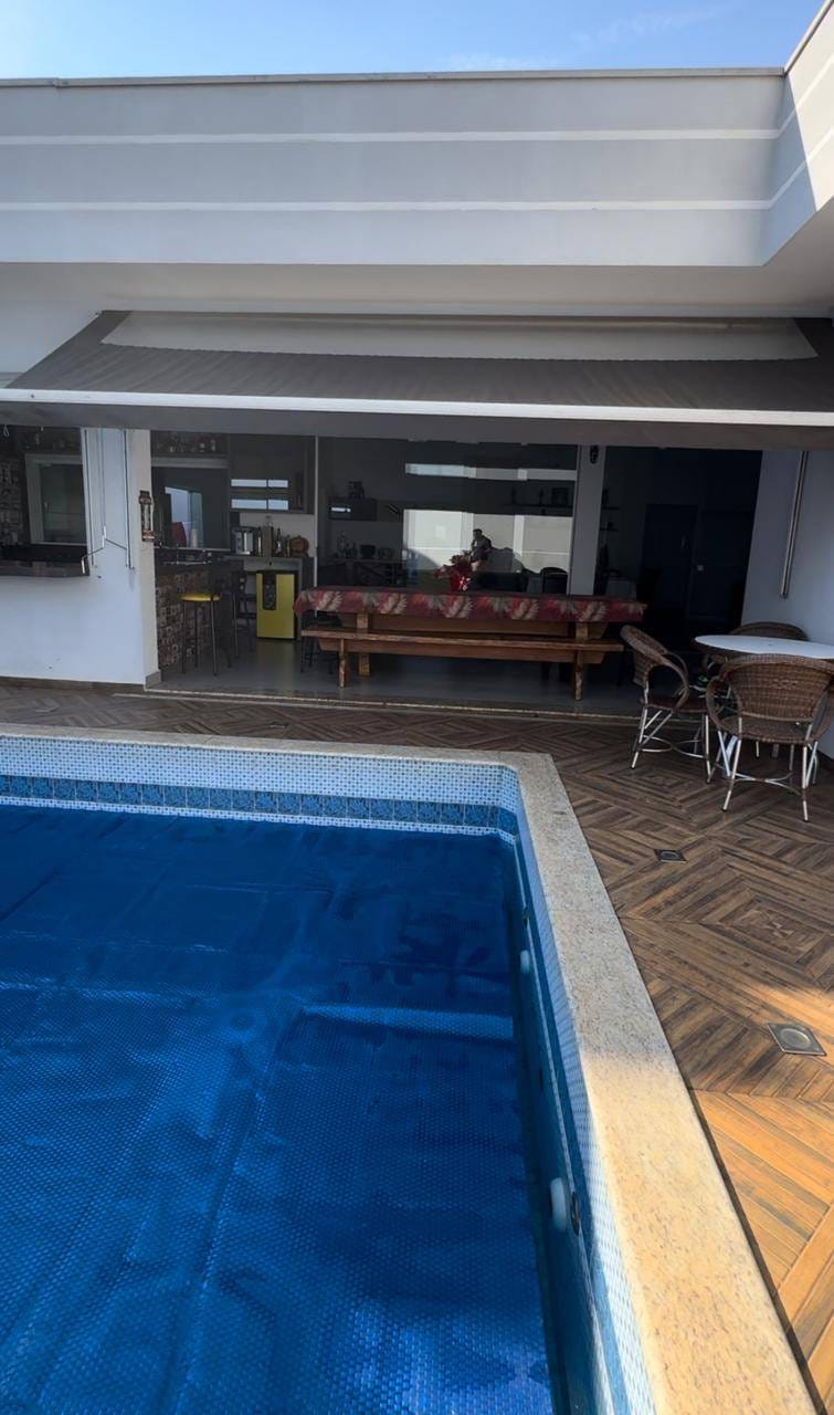 Casa à venda com 3 quartos, 300m² - Foto 50