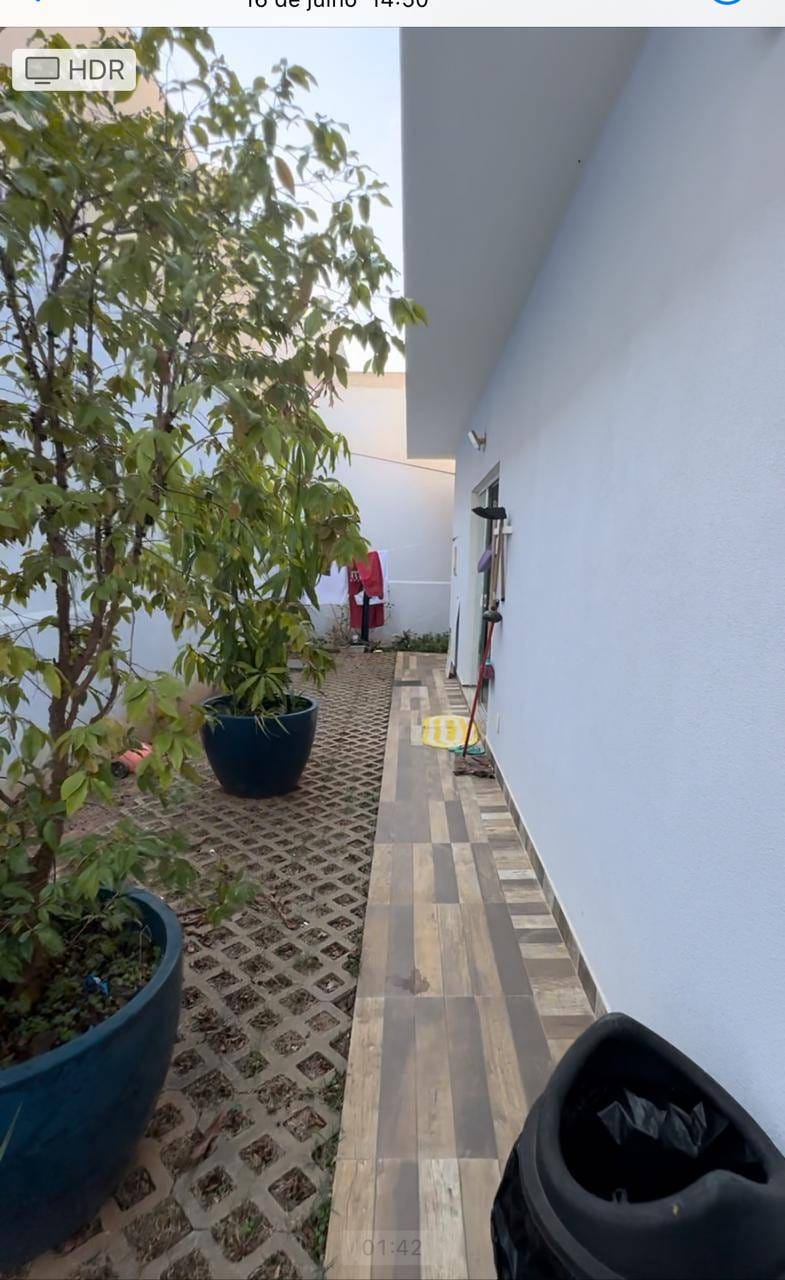 Casa à venda com 3 quartos, 300m² - Foto 54