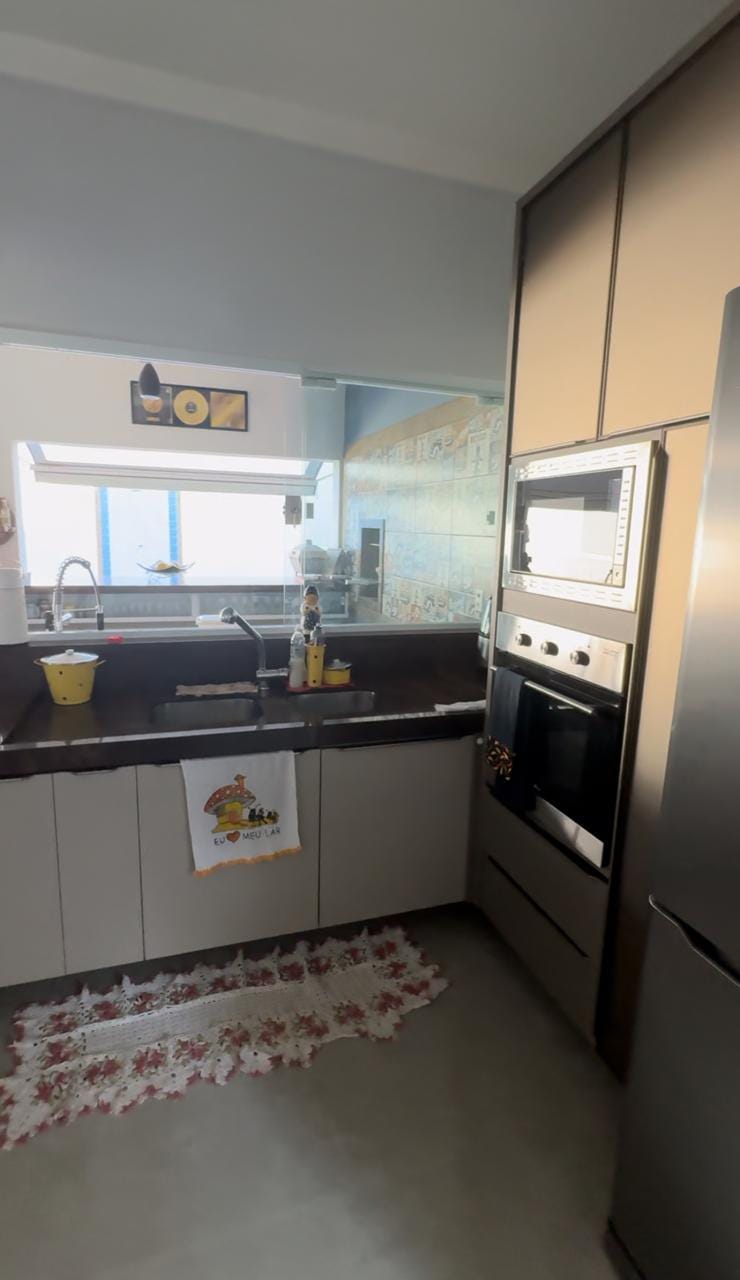 Casa à venda com 3 quartos, 300m² - Foto 57
