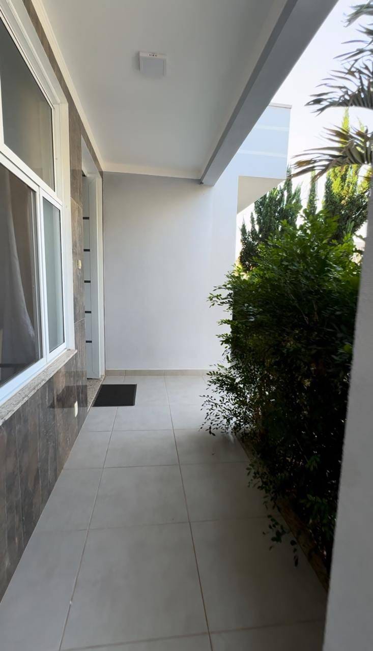 Casa à venda com 3 quartos, 300m² - Foto 19