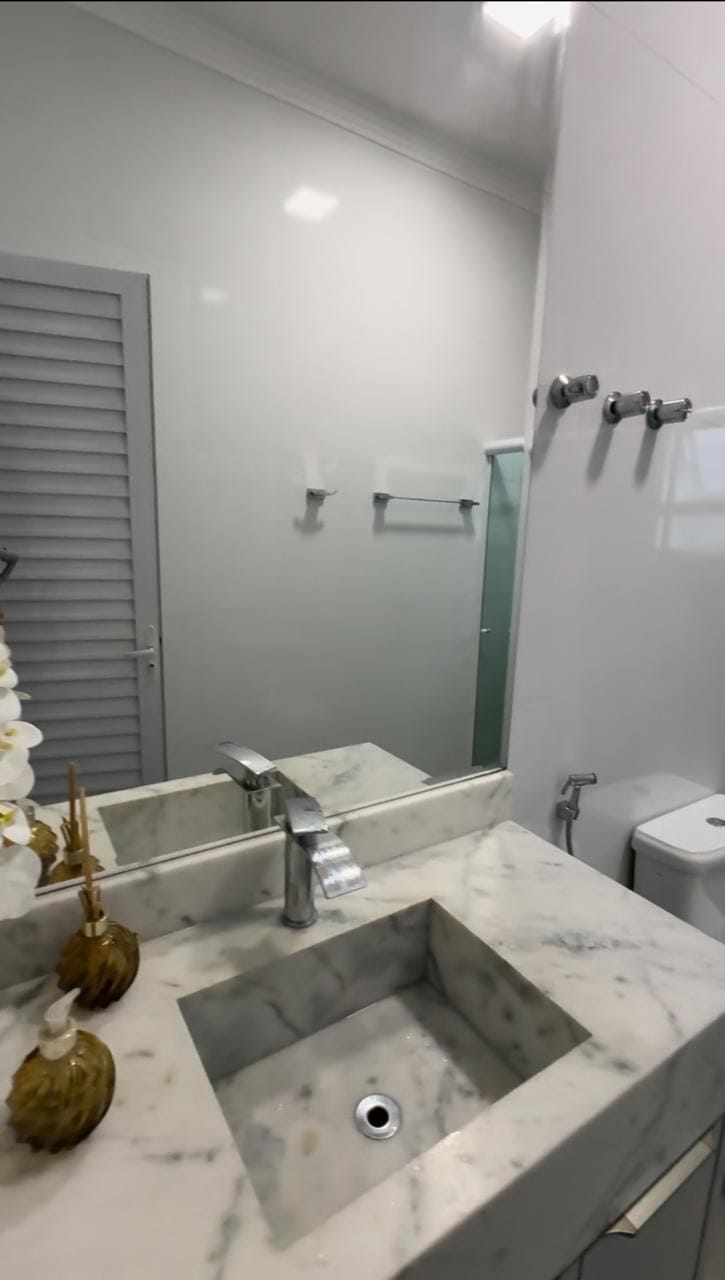 Casa à venda com 3 quartos, 300m² - Foto 25