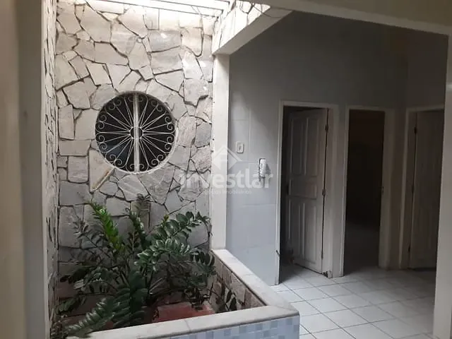 Casa com 270m² 3 quartos e 2 banheiros, à venda, no bairro Liberdade em Campina Grande
