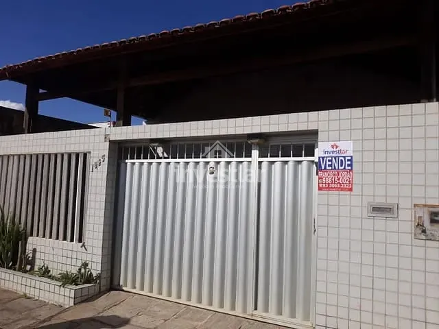 Casa com 270m² 3 quartos e 2 banheiros, à venda, no bairro Liberdade em Campina Grande