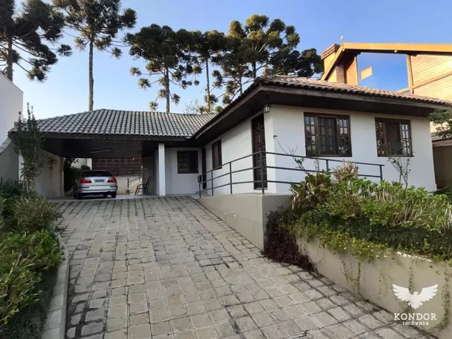 Casa com 535m² 3 quartos e 3 banheiros, à venda, no bairro Santa Felicidade em Curitiba