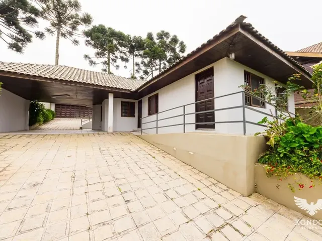 Casa com 535m² 3 quartos e 3 banheiros, à venda, no bairro Santa Felicidade em Curitiba