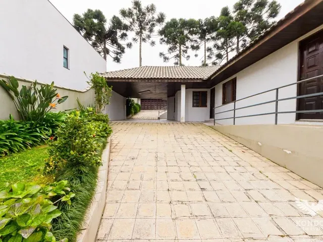 Casa com 535m² 3 quartos e 3 banheiros, à venda, no bairro Santa Felicidade em Curitiba