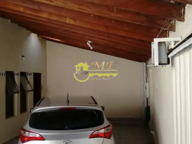 Casa com 165m² 2 quartos e 1 banheiro, à venda, no bairro Parque Floresta em Campinas