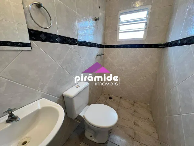 Casa com 125m² 3 quartos e 3 banheiros, à venda ou para alugar, no bairro Jardim Ismênia em São José dos Campos