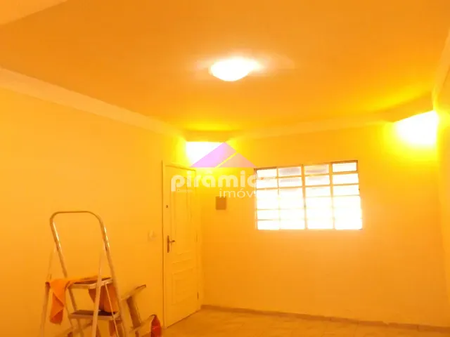 Sobrado com 125m² 3 quartos e 3 banheiros, à venda, no bairro Jardim Ismênia em São José dos Campos