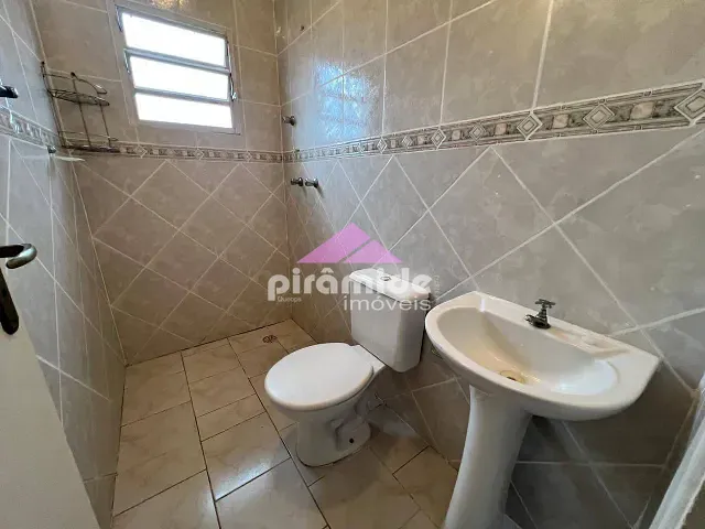 Sobrado com 125m² 3 quartos e 3 banheiros, à venda, no bairro Jardim Ismênia em São José dos Campos