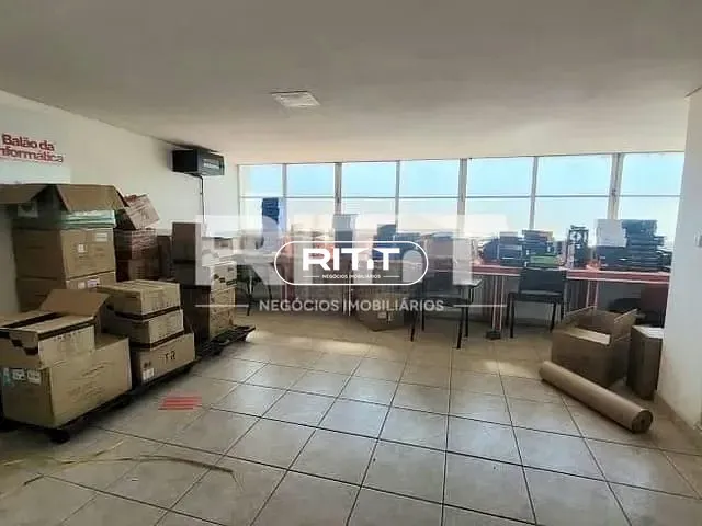 Casa com 300m² 4 quartos e 3 banheiros, à venda, no bairro Jardim Chapadão em Campinas