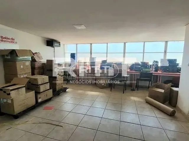 Casa com 300m² 4 quartos e 3 banheiros, à venda, no bairro Jardim Chapadão em Campinas