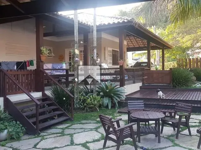 Casa com 650m² 3 quartos e 3 banheiros, à venda, no bairro Piratininga em Niterói