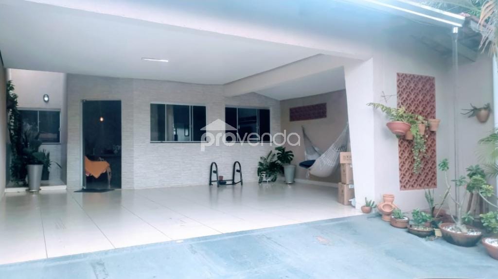 Casa, 3 quartos, 135 m² - Foto 1