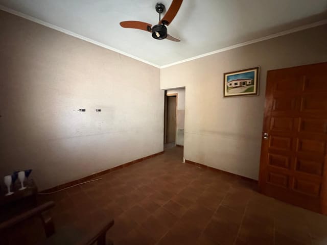 Casa com 150m² 2 quartos e 1 banheiro, para alugar, no bairro Parque Valença I em Campinas