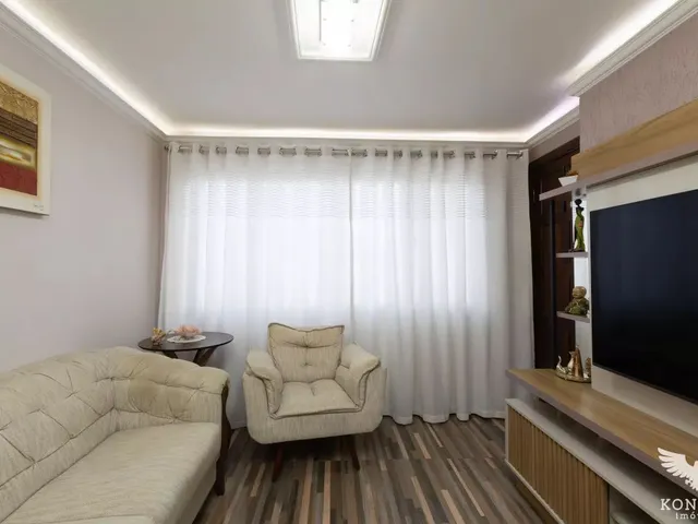 Casa com 114m² 4 quartos e 2 banheiros, à venda, no bairro Orleans em Curitiba