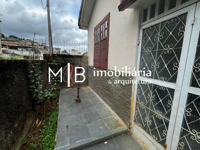 Casa 3 quartos e 2 banheiros, à venda, no bairro Haidee em Cataguases