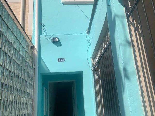 Casa 3 quartos e 1 banheiro, para alugar, no bairro Parque São Jorge em São Paulo