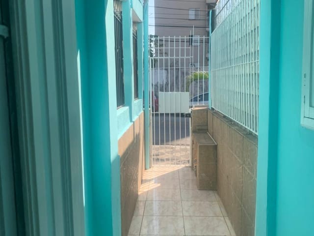 Casa 3 quartos e 1 banheiro, para alugar, no bairro Parque São Jorge em São Paulo