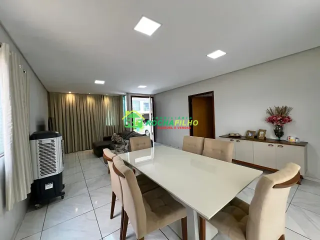 Casa com 300m² 3 quartos e 3 banheiros, à venda, no bairro Uruguai em Teresina
