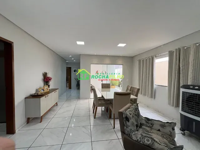 Casa com 300m² 3 quartos e 3 banheiros, à venda, no bairro Uruguai em Teresina