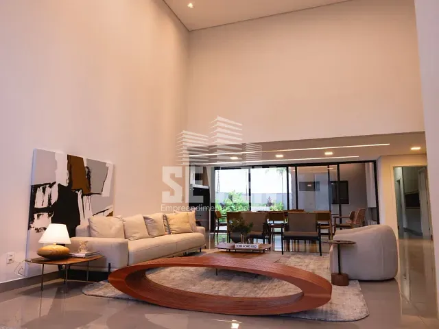 Casa com 528m² 3 quartos e 5 banheiros, à venda, no bairro Jardim Shangri La em Bauru