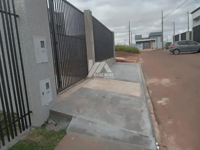 Casa com 150m² 3 quartos e 2 banheiros, à venda, no bairro Cará-cará em Ponta Grossa