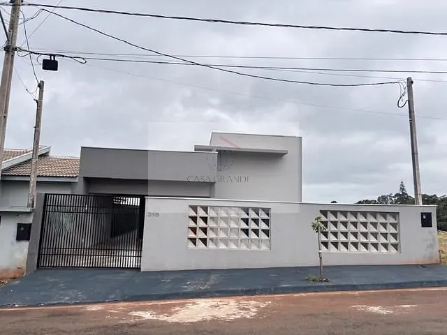 Casa com 300m² 3 quartos e 2 banheiros, à venda, no bairro Jardim Moriá em Rolândia