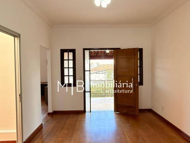 Casa 3 quartos e 2 banheiros, à venda, no bairro Cruzeiro do Sul em Lavras