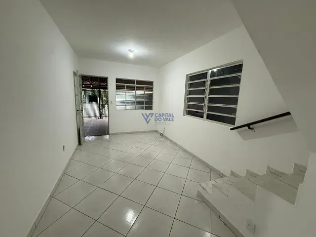 Casa 3 quartos e 3 banheiros, para alugar, no bairro Jardim Satélite em São José dos Campos