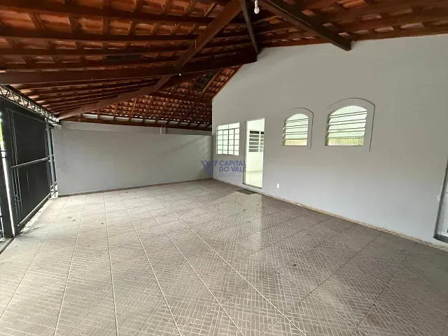 Casa 3 quartos e 3 banheiros, para alugar, no bairro Jardim Satélite em São José dos Campos