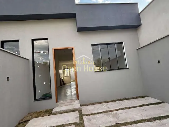 Casa 2 quartos e 20 banheiros, à venda, no bairro Varjão em Pinheiral