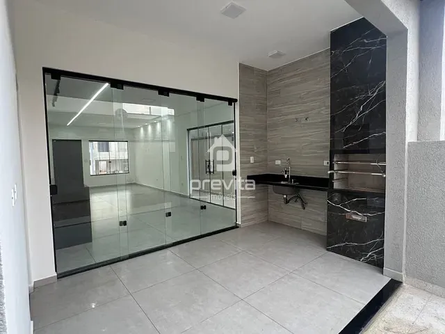 Casa 3 quartos e 2 banheiros, à venda, no bairro Morada dos Nobres em Taubaté