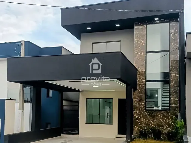 Casa 3 quartos e 2 banheiros, à venda, no bairro Morada dos Nobres em Taubaté