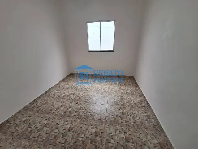 Casa 1 quarto e 1 banheiro, para alugar, no bairro Centro em Maricá