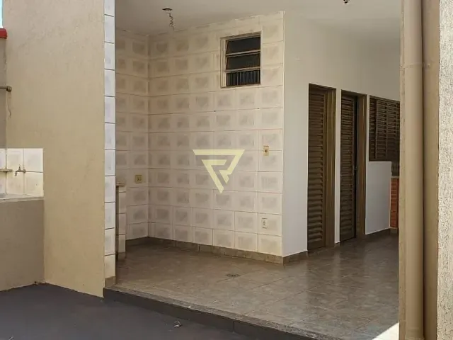 Casa com 205m² 3 quartos e 2 banheiros, à venda, no bairro Jardim Joaquim Procópio de Araújo Ferraz em Ribeirão Preto