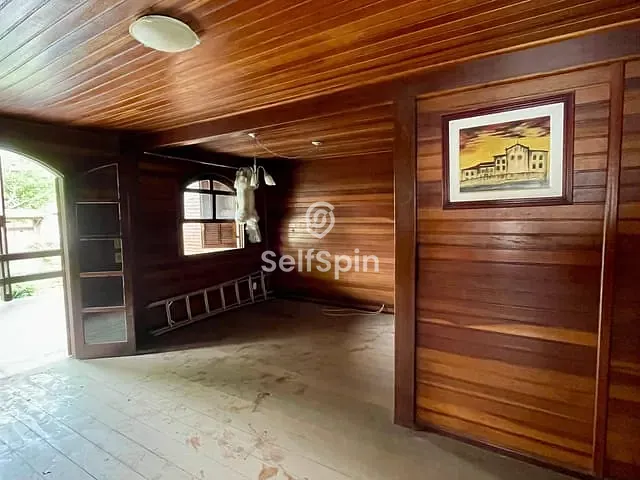 Casa 3 quartos e 2 banheiros, para alugar, no bairro Itaipu em Niterói