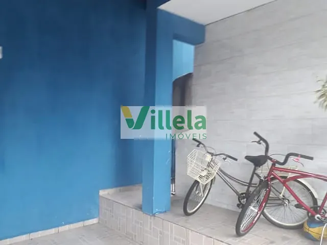 Sobrado 5 quartos e 2 banheiros, à venda, no bairro Vila Acoreana em Poá