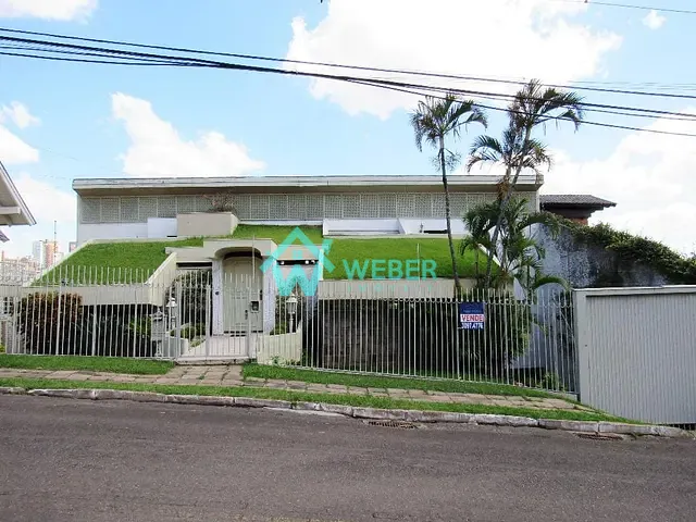 Casa 4 quartos e 4 banheiros, à venda, no bairro Vila Nova em Novo Hamburgo