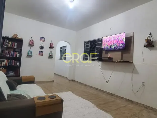 Casa com 224m² 3 quartos e 2 banheiros, à venda, no bairro Formosinha em Formosa