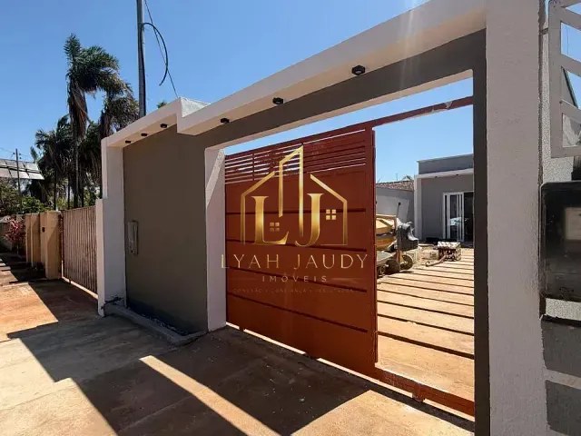 Casa com 160m² 2 quartos e 2 banheiros, à venda, no bairro Bom Clima em Chapada dos Guimarães