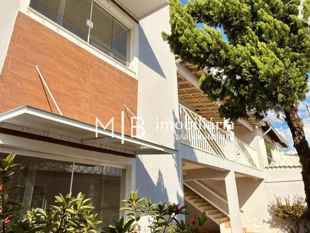 Casa 4 quartos e 4 banheiros, para alugar, no bairro Jardim Eldorado em Lavras