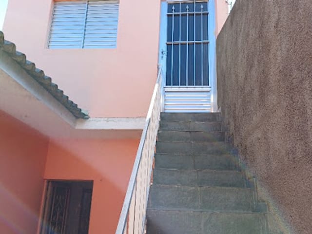 Casa com 250m² 4 quartos e 3 banheiros, à venda, no bairro Jardim Santa Edwiges em São Paulo