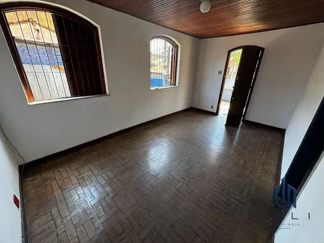 Casa 3 quartos e 1 banheiro, à venda, no bairro Conforto em Volta Redonda