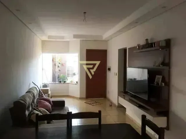 Casa com 160m² 2 quartos e 1 banheiro, à venda, no bairro Jardim Ângelo Jurca em Ribeirão Preto