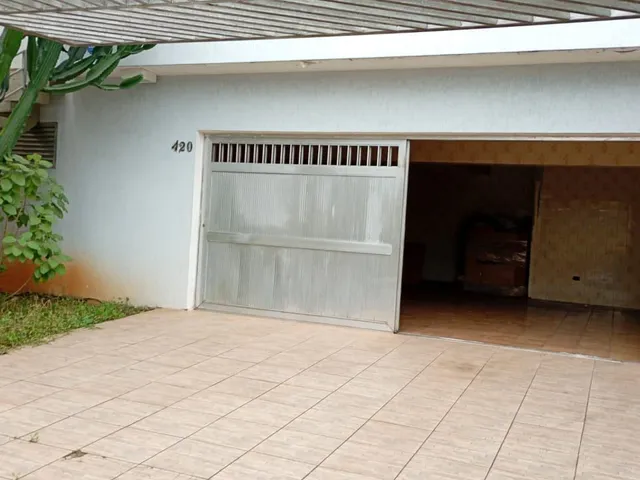 Casa com 360m², para alugar, no bairro Parque São Domingos em São Paulo